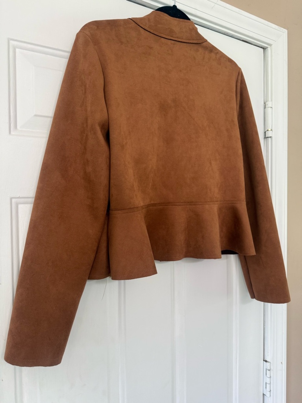 Venti6 Ruffle Jacket - Picture 3 of 4